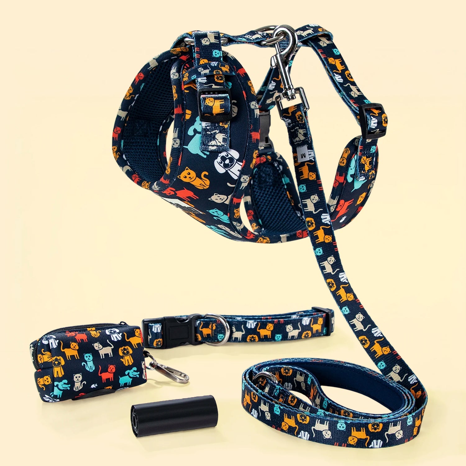 Kit Collar: Collar y arnés body, pañoleta, correa, dispensador.